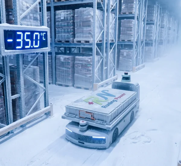 Runing Power low temperature LiFePO4 battery solution for cold chain logistics and freezer warehouses